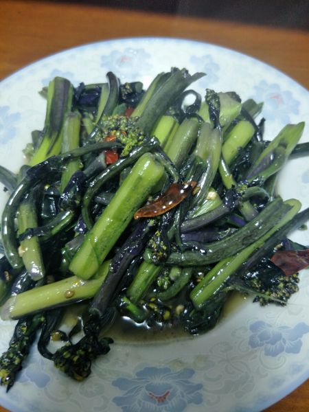 川式炝炒紫菜苔（适用于多种蔬菜）成品图