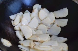 第3步(干锅土豆的做法)