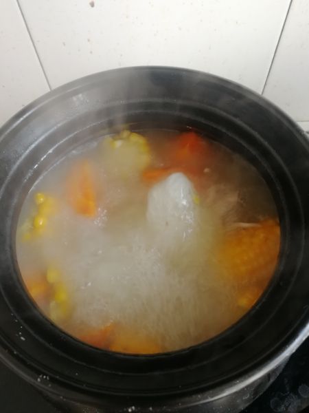 第2步(玉米排骨汤的做法)