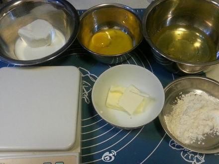 第1步(轻乳酪蛋糕的做法)