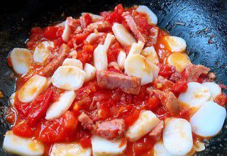 第10步(番茄午餐肉炒年糕的做法)