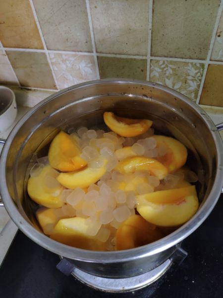 第3步(蜜汁黄桃罐头，给孩子无添加最健康的食物的做法)
