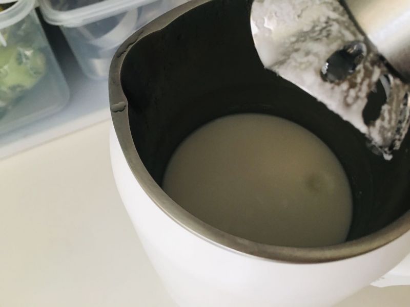第5步(自制香浓纯椰奶#豆浆机版的做法)