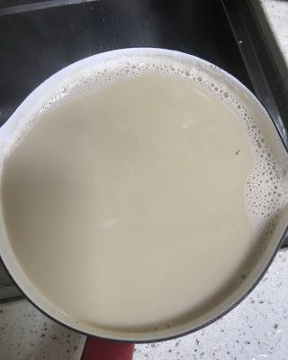 第15步(自制焦糖奶茶的做法)