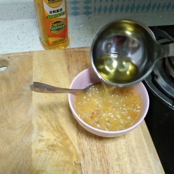第3步(秘制酱汁拌豆腐皮（豆腐丝或腐竹）的做法)