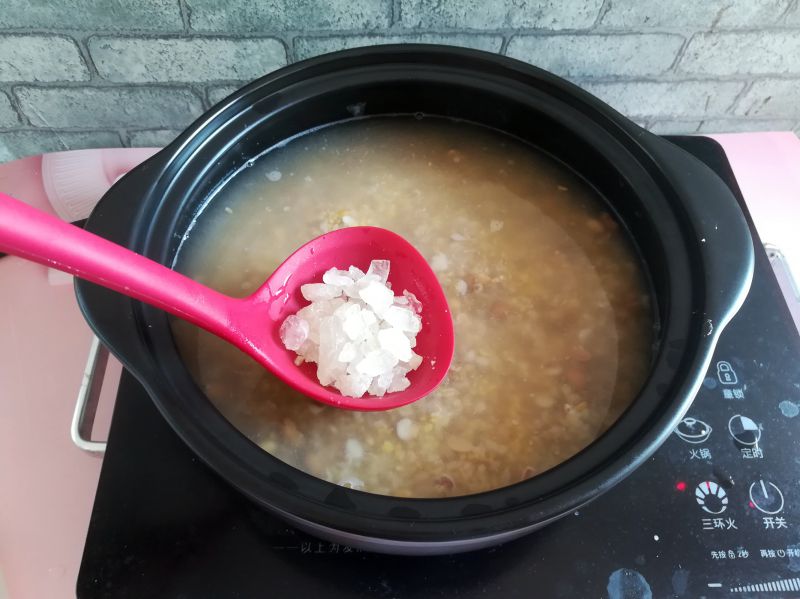 第5步(糙米芡实粥的做法)