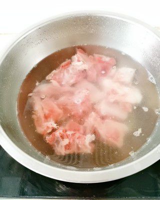 第3步(冬瓜排骨汤的做法)