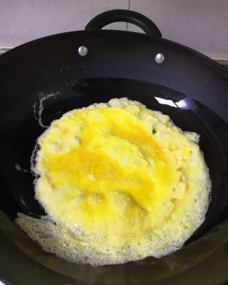 第4步(西红柿炒鸡蛋的做法)