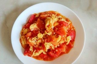 第10步(西红柿炒鸡蛋的做法)