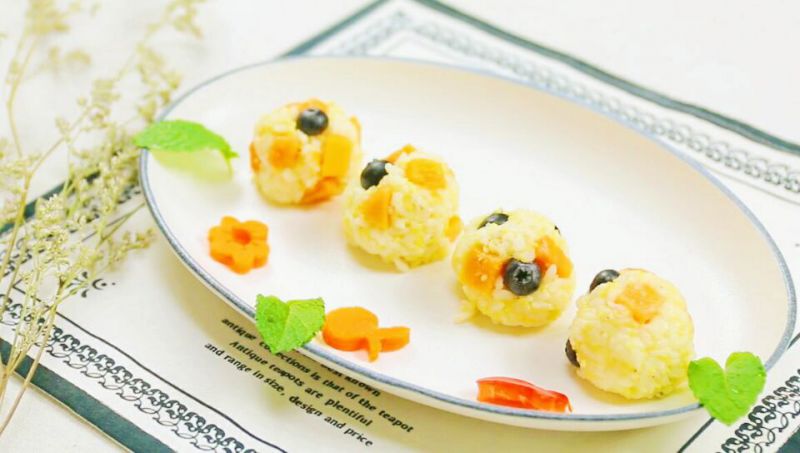 榴莲水果香饭团 宝宝辅食，大米+小米+高粱+木瓜+蓝莓成品图