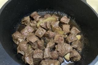 第12步(土豆炖牛肉的做法)