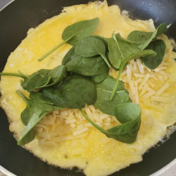 第3步(三文鱼omelette的做法)