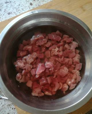 第2步(黑胡椒牛肉焖饭的做法)