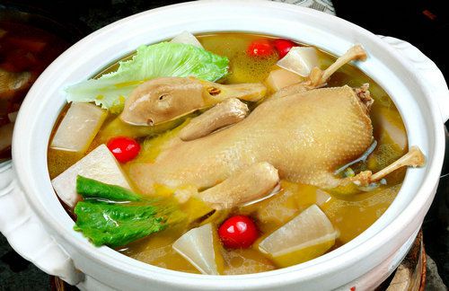 经典酸萝卜老鸭汤