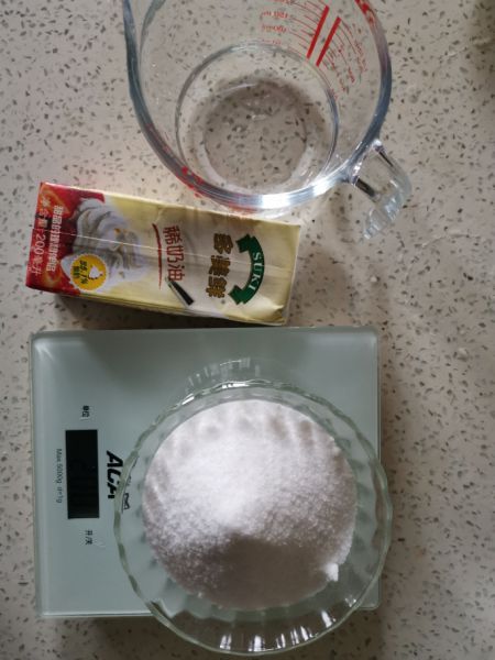 第1步(焦糖酱，焦糖咖啡的做法)