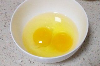 第3步(鸡蛋粥的做法)