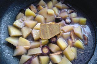 第4步(咖喱土豆的做法)