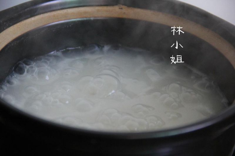 第1步(紫菜虾皮粥的做法)