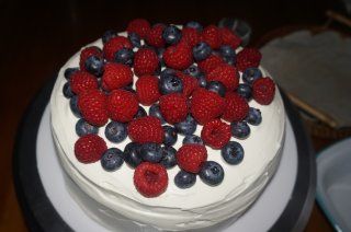 第6步(蓝莓树莓奶油蛋糕的做法)