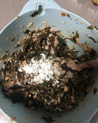 第4步(蒸紫菜肉丸的做法)