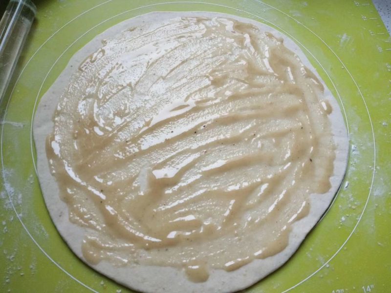 第5步(小麦胚芽葱油饼的做法)