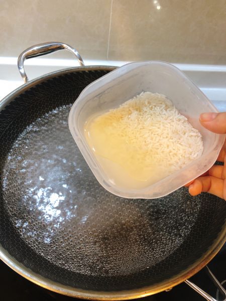 第3步(海鲜砂锅粥的做法)