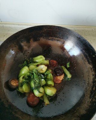 第3步(香菇油菜的做法)
