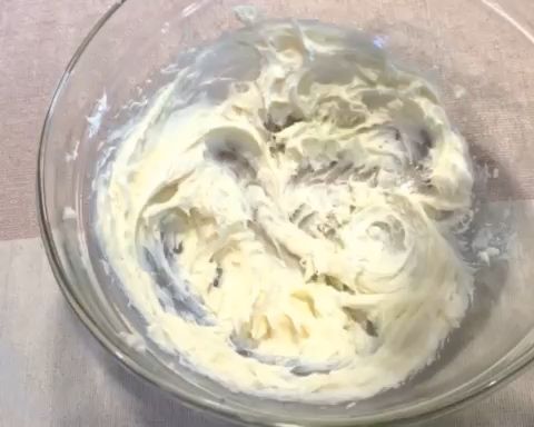 第18步(原创！冰乳酪戚风卷-夏日不可错过的美好甜点（超详细）的做法)