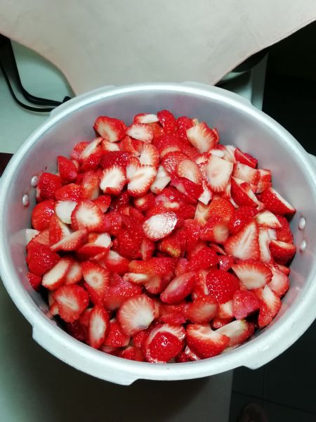 第4步(草莓酱的做法)