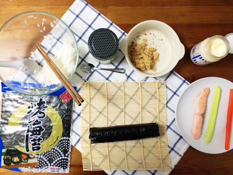 第6步(三文鱼寿司的做法)