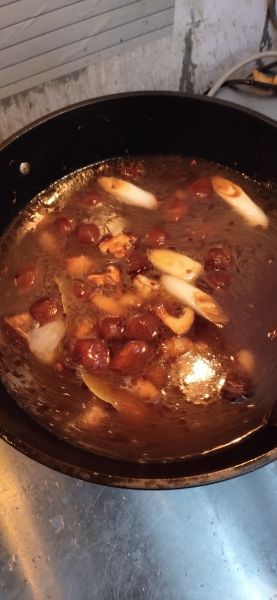 第5步(香菇土豆烧肉的做法)