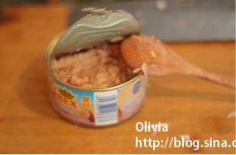 第9步(金枪鱼紫菜包饭的做法)
