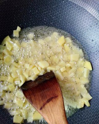 第2步(土豆焖饭的做法)