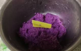第5步(紫薯南瓜饼的做法)