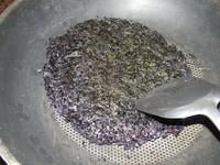 第1步(紫菜虾皮汤的做法)