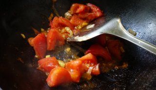 第6步(西红柿土豆炖牛肉的做法)