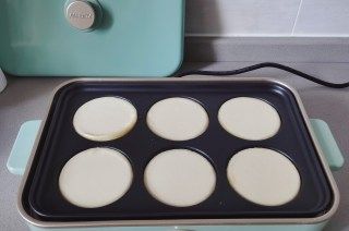 第7步(免揉面免烤箱，香甜软糯的糯米饼的做法)