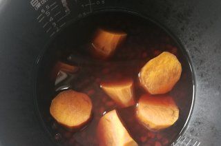 第7步(红薯红豆水的做法)