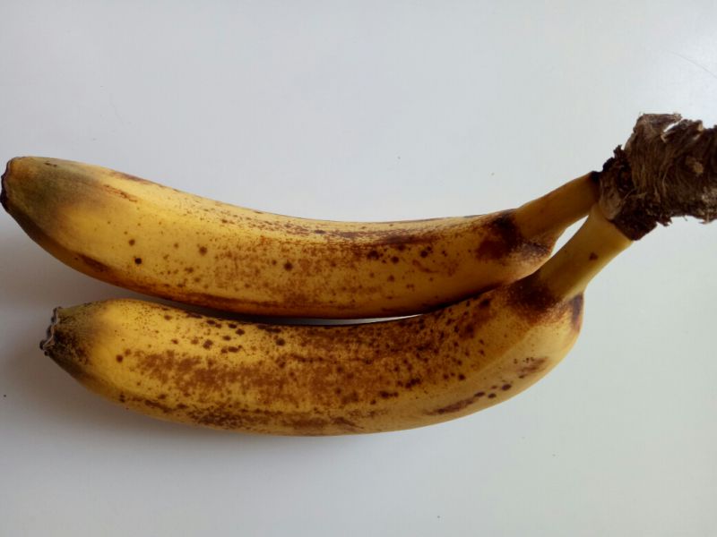 第1步(香蕉玉米面窝头的做法)