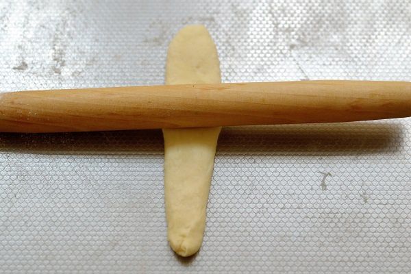 第7步(黄油面包卷的做法)