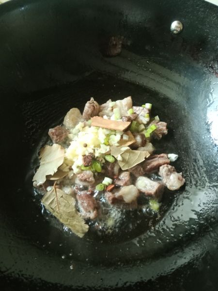 第8步(红烧土豆牛肉的做法)