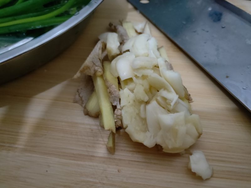 第6步(五花肉烧土豆的做法)