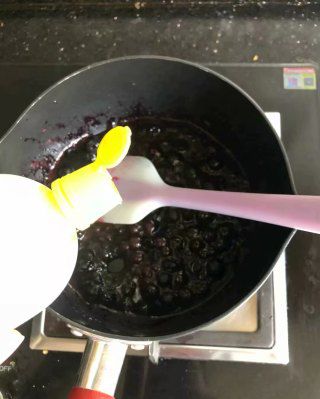 第6步(自制蓝莓酱的做法)