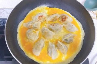 第6步(鸡蛋煎饺的做法)