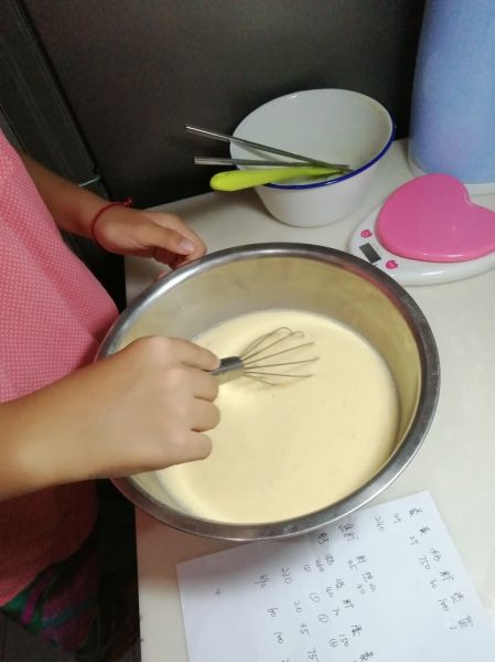 第5步(焦糖牛奶布丁的做法)