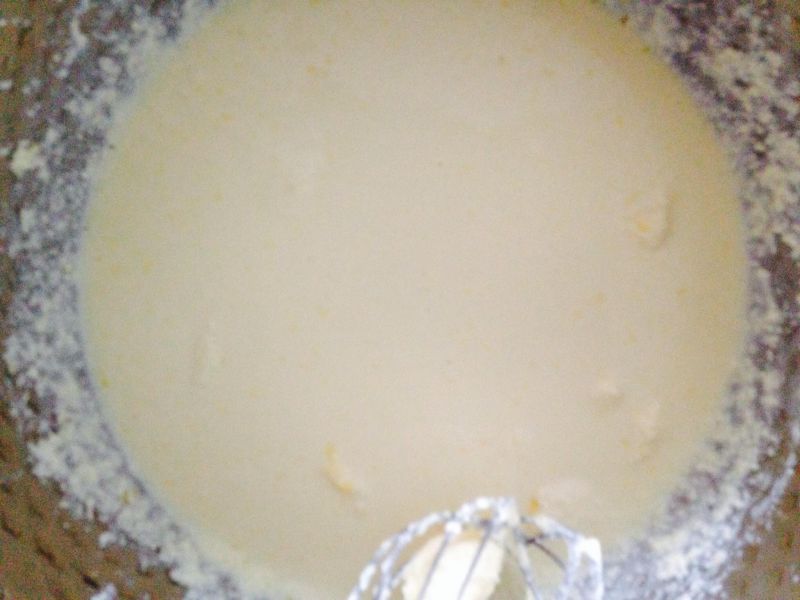 第3步(冷冻奶油奶酪 芝士的使用-轻乳酪/芝士蛋糕的做法)