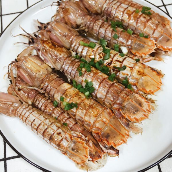 第2步(椒盐皮皮虾的做法)