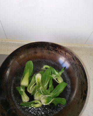 第2步(香菇油菜的做法)