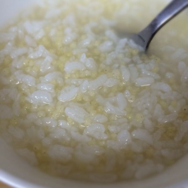 大米小米清粥成品图