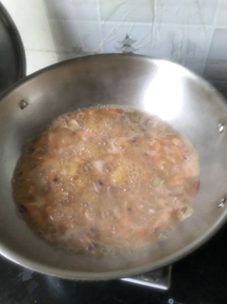 第11步(海鲜砂锅粥的做法)
